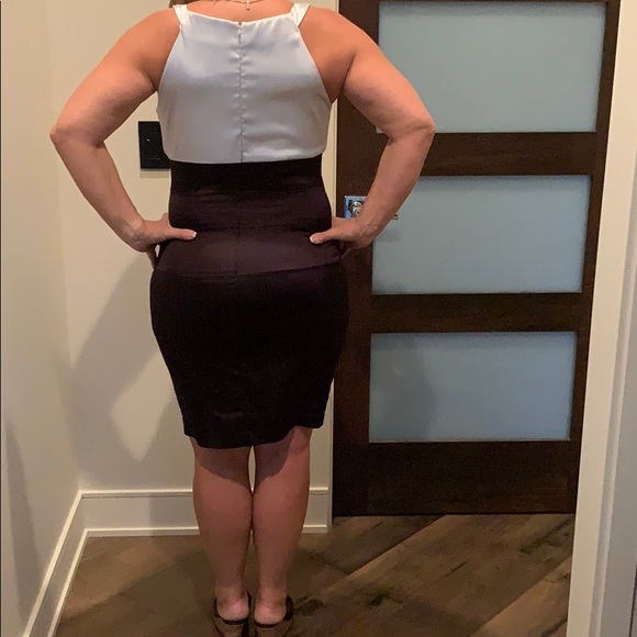 Black and White dress - Picture 3 of 3